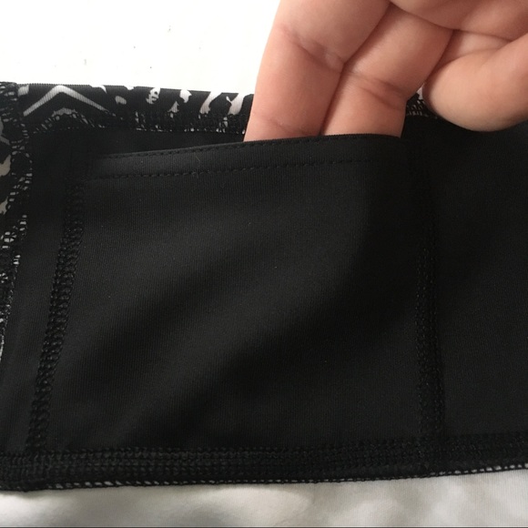 ADIDAS Black & White Climalite Patterned Capri Leggings - Picture 3 of 11